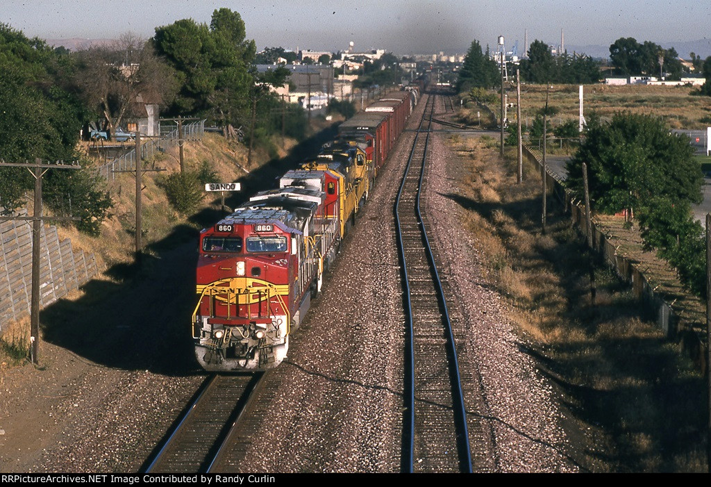 ATSF 860 at Sando